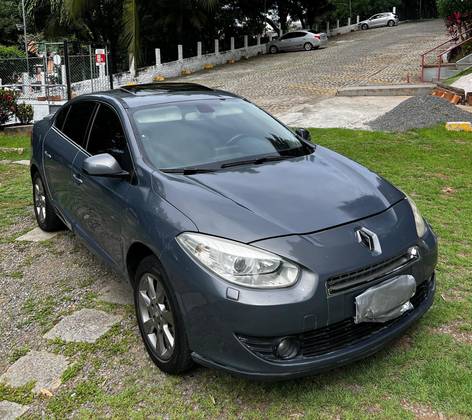 RENAULT FLUENCE 2.0 PRIVILÉGE 16V FLEX 4P AUTOMÁTICO